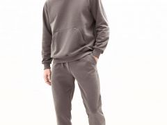 Чоловічий одяг