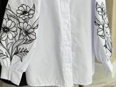 Дитяча вишита сорочка квітка