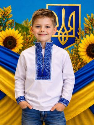 Класична синя вишивка садочок Класична синя вишивка садочок